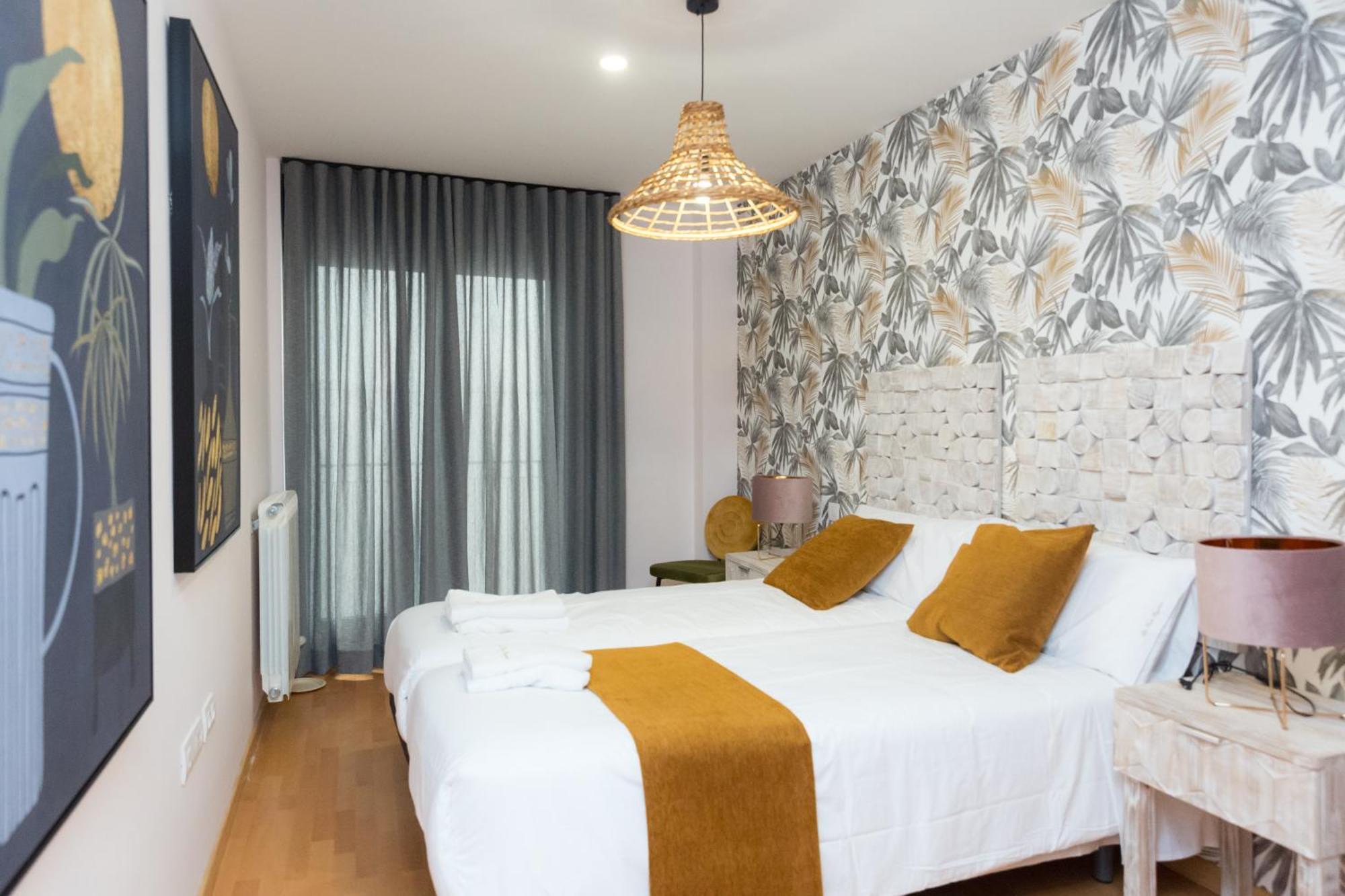 Apartamentos San Pedro Regalado Valladolid Kültér fotó
