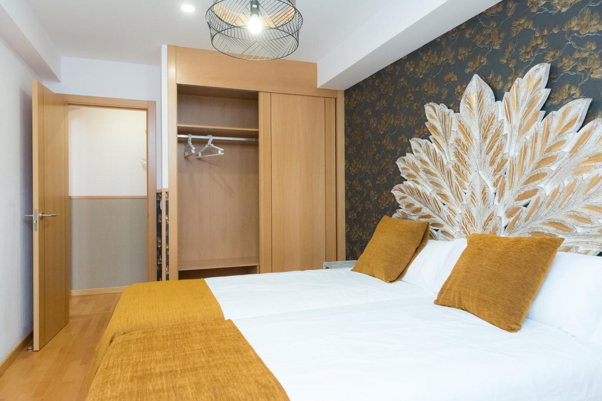 Apartamentos San Pedro Regalado Valladolid Kültér fotó