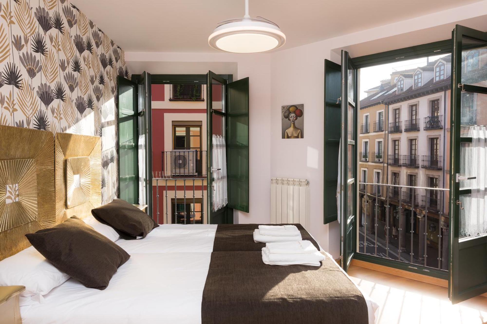 Apartamentos San Pedro Regalado Valladolid Kültér fotó